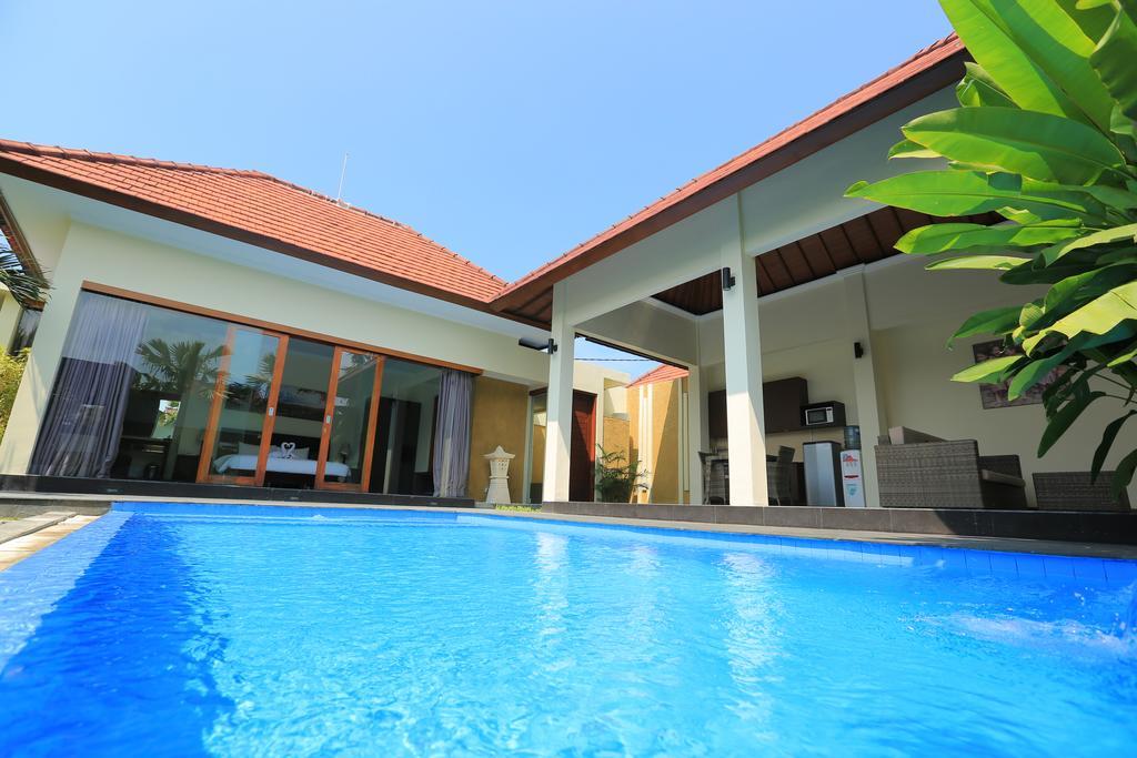 Putri Bali Villa Σεμινιάκ Εξωτερικό φωτογραφία