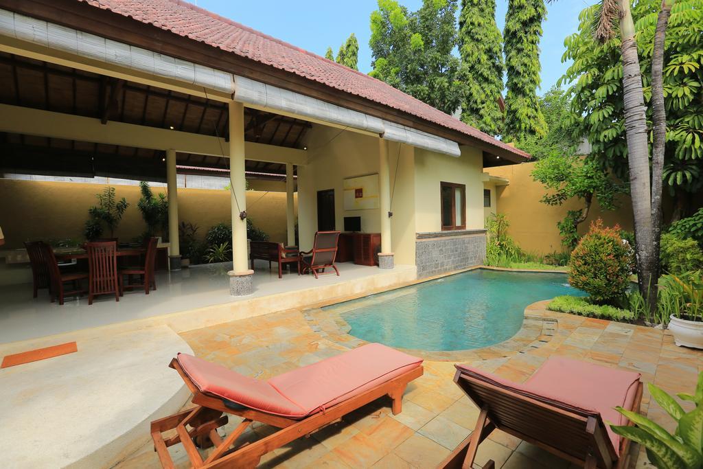 Putri Bali Villa Σεμινιάκ Εξωτερικό φωτογραφία