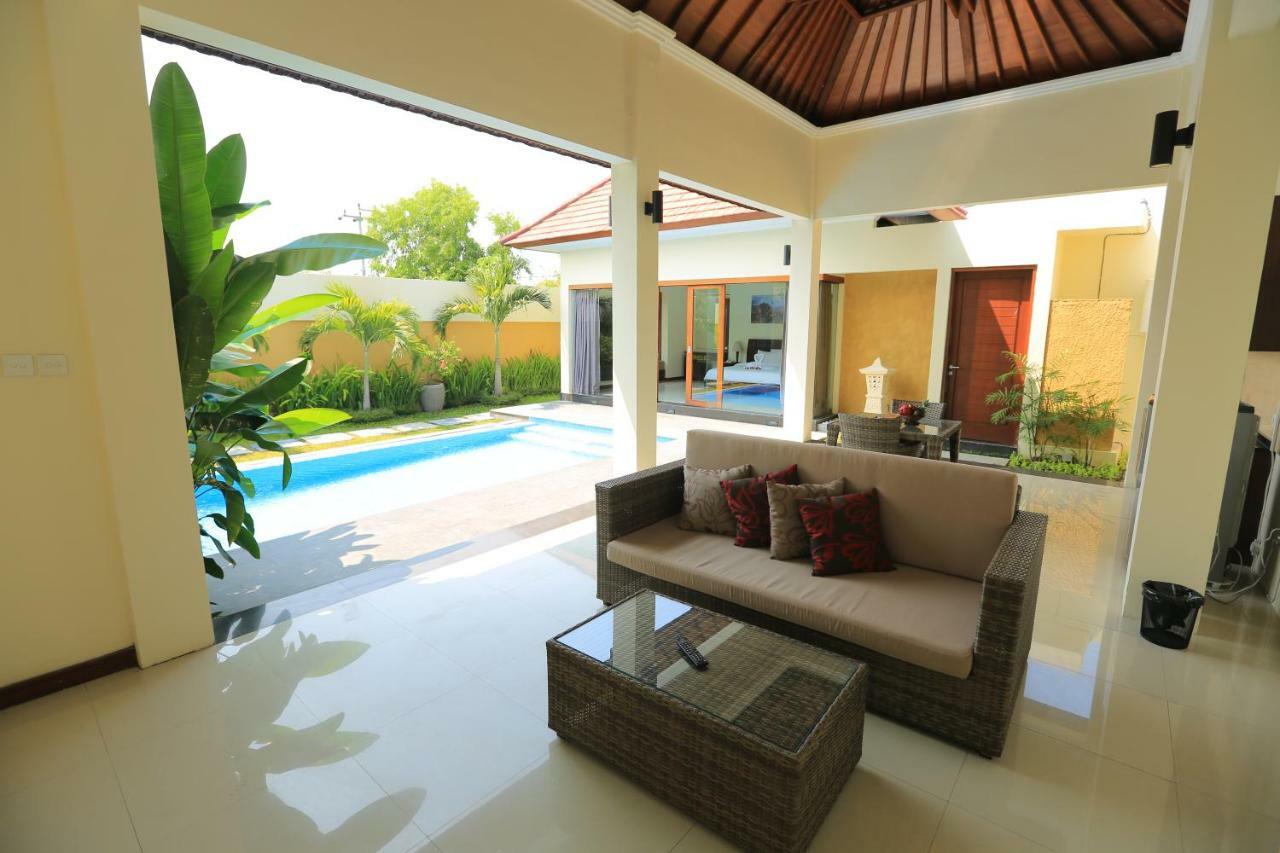 Putri Bali Villa Σεμινιάκ Εξωτερικό φωτογραφία